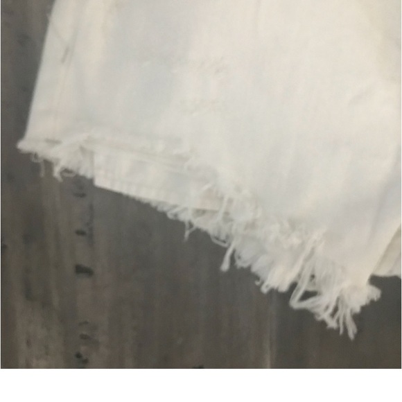 NWT Free People White Cut Off Jeans - Picture 5 of 8